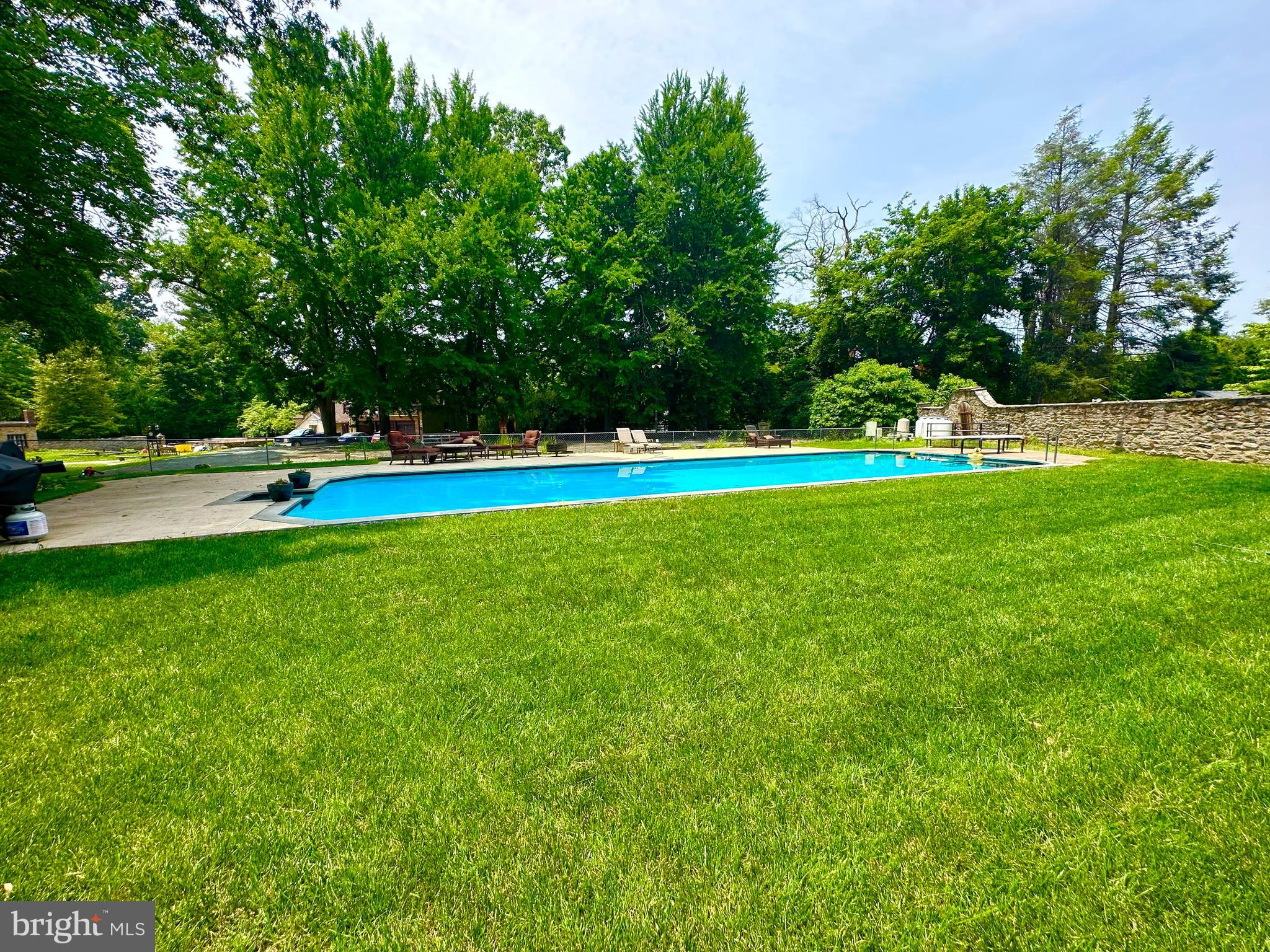 WYNNEWOOD - Residential