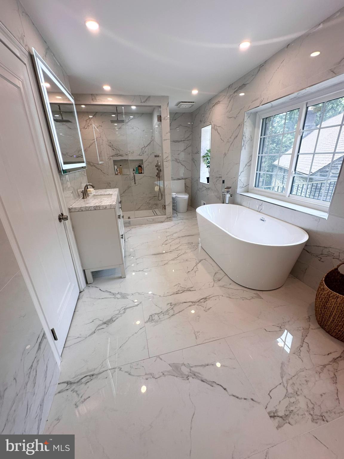 WYNNEWOOD - Residential