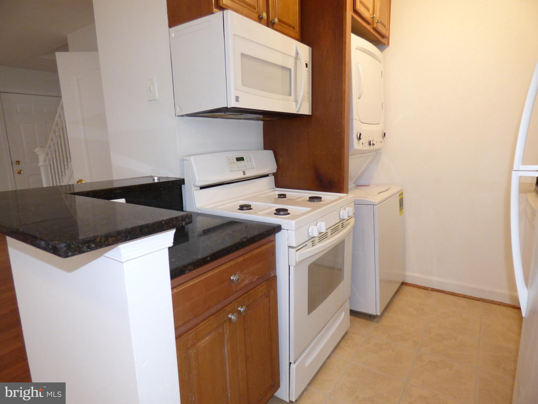 HIGHLAND AT LANDOVER STATION - Residential