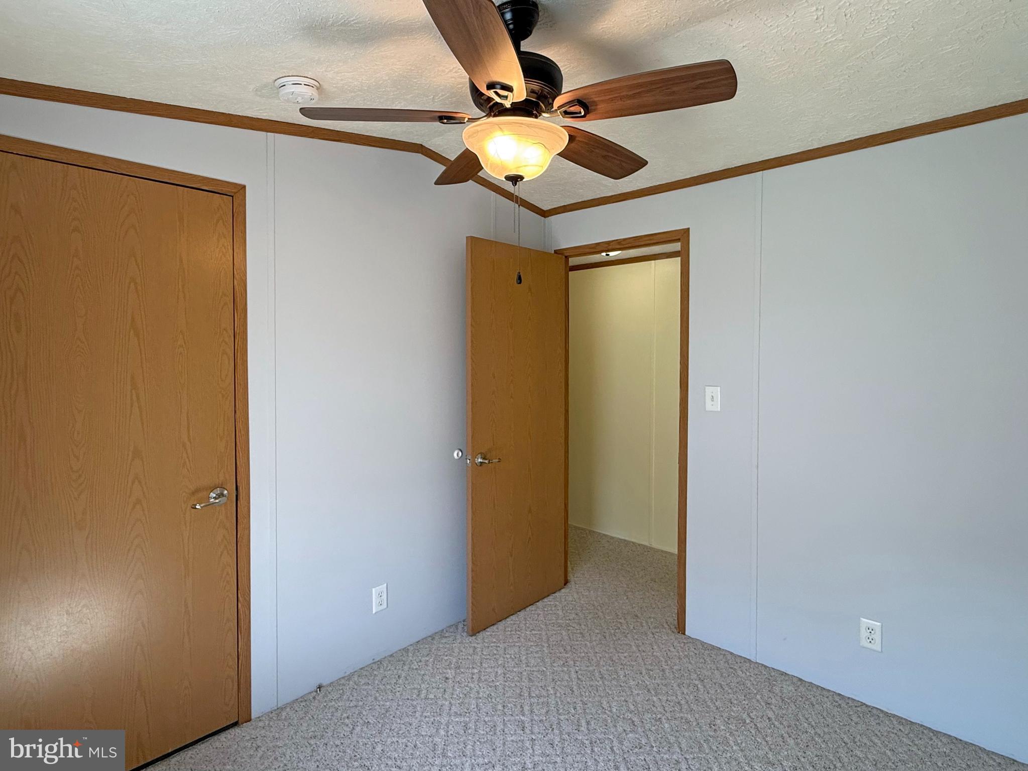 SILVERVIEW FARM MHP - Residential