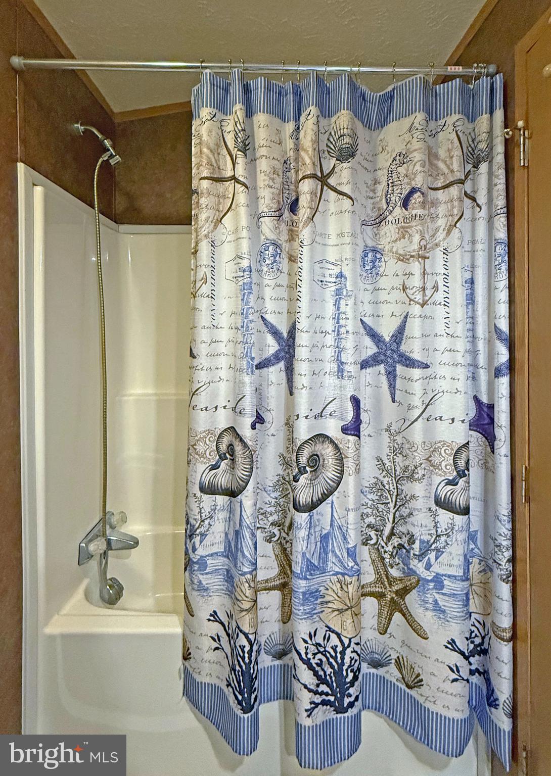 SILVERVIEW FARM MHP - Residential