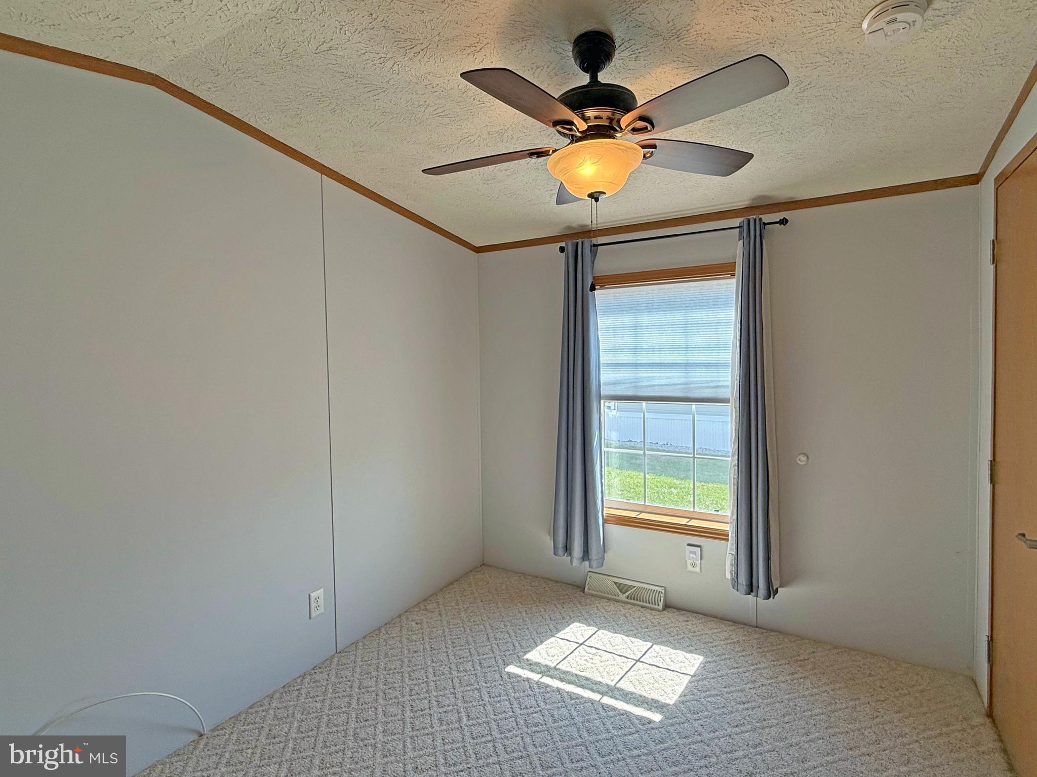 SILVERVIEW FARM MHP - Residential