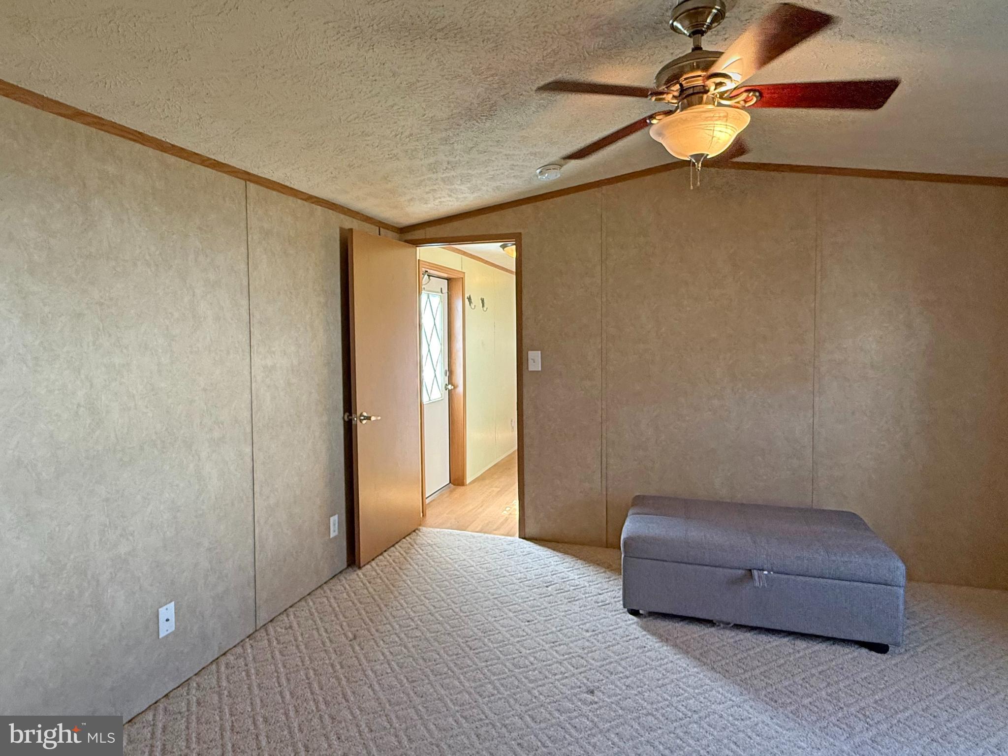 SILVERVIEW FARM MHP - Residential