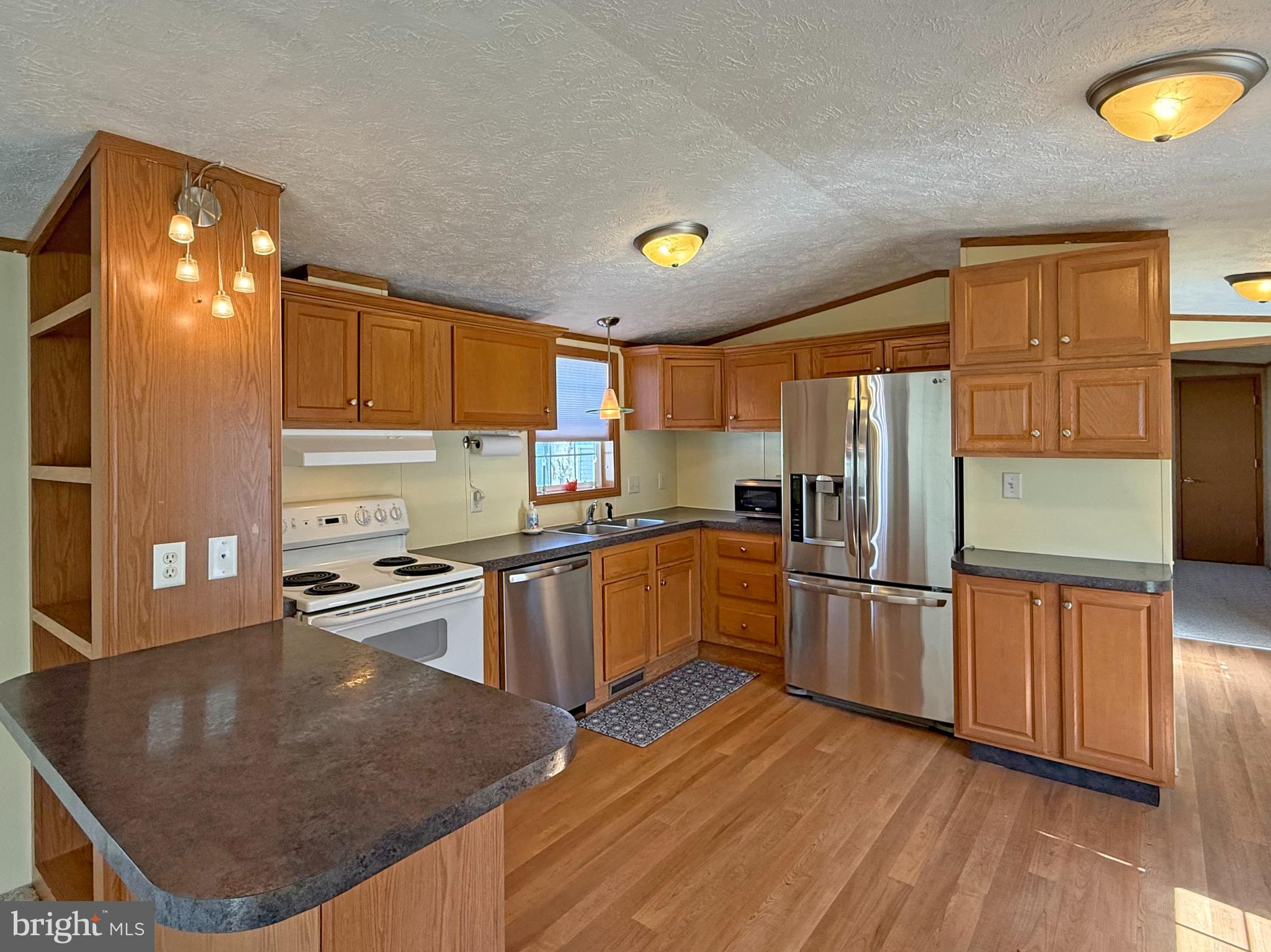 SILVERVIEW FARM MHP - Residential