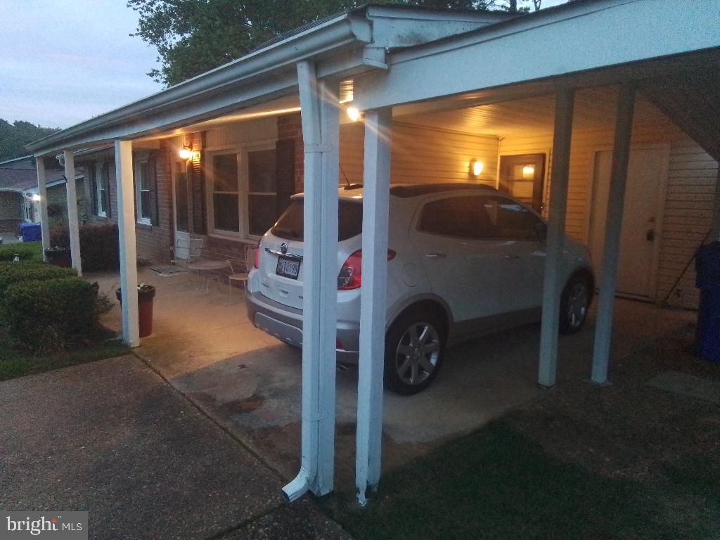 STRAWBERRY HILL EST SUB - Residential