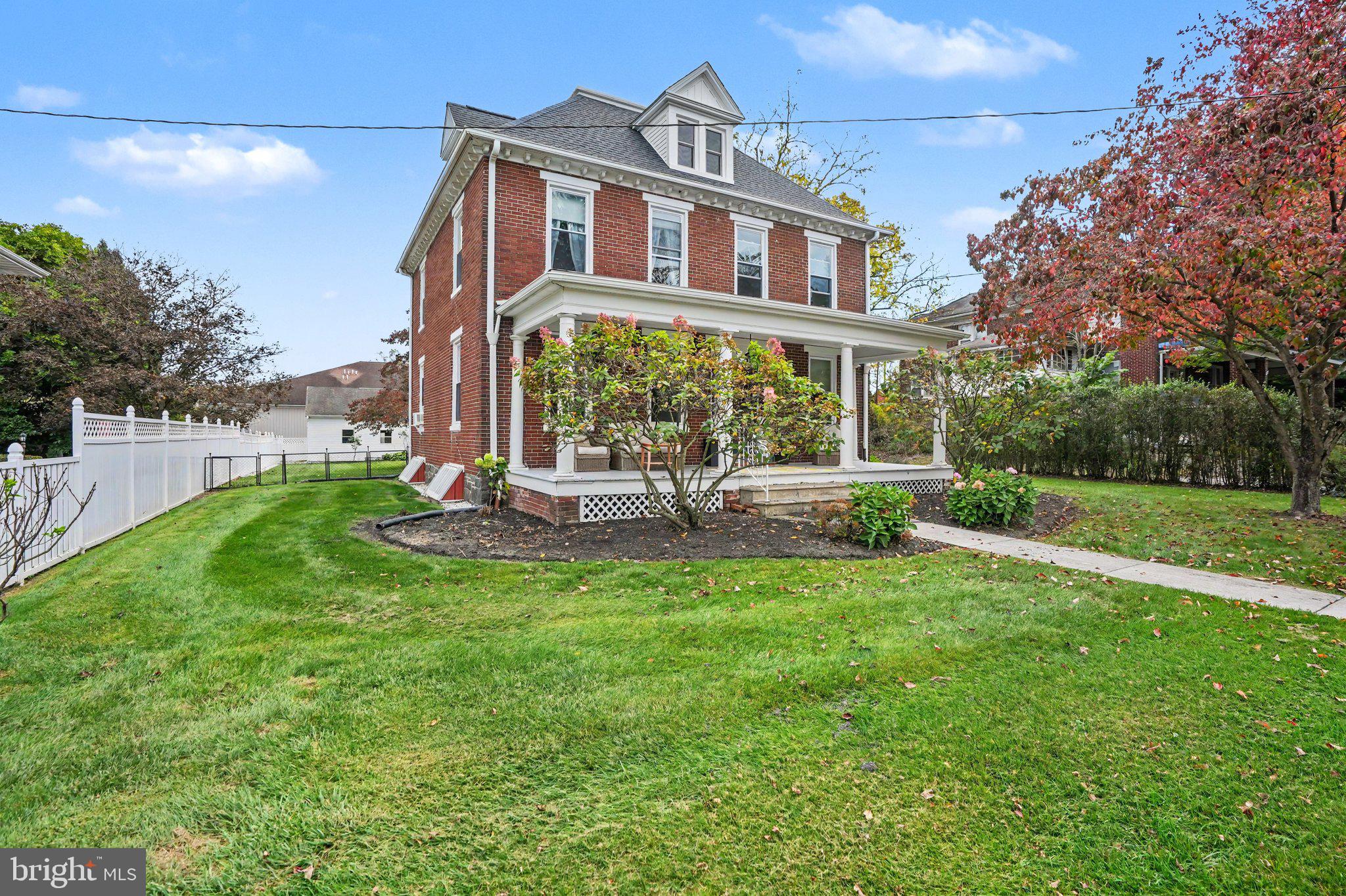 325 HANOVER STREET