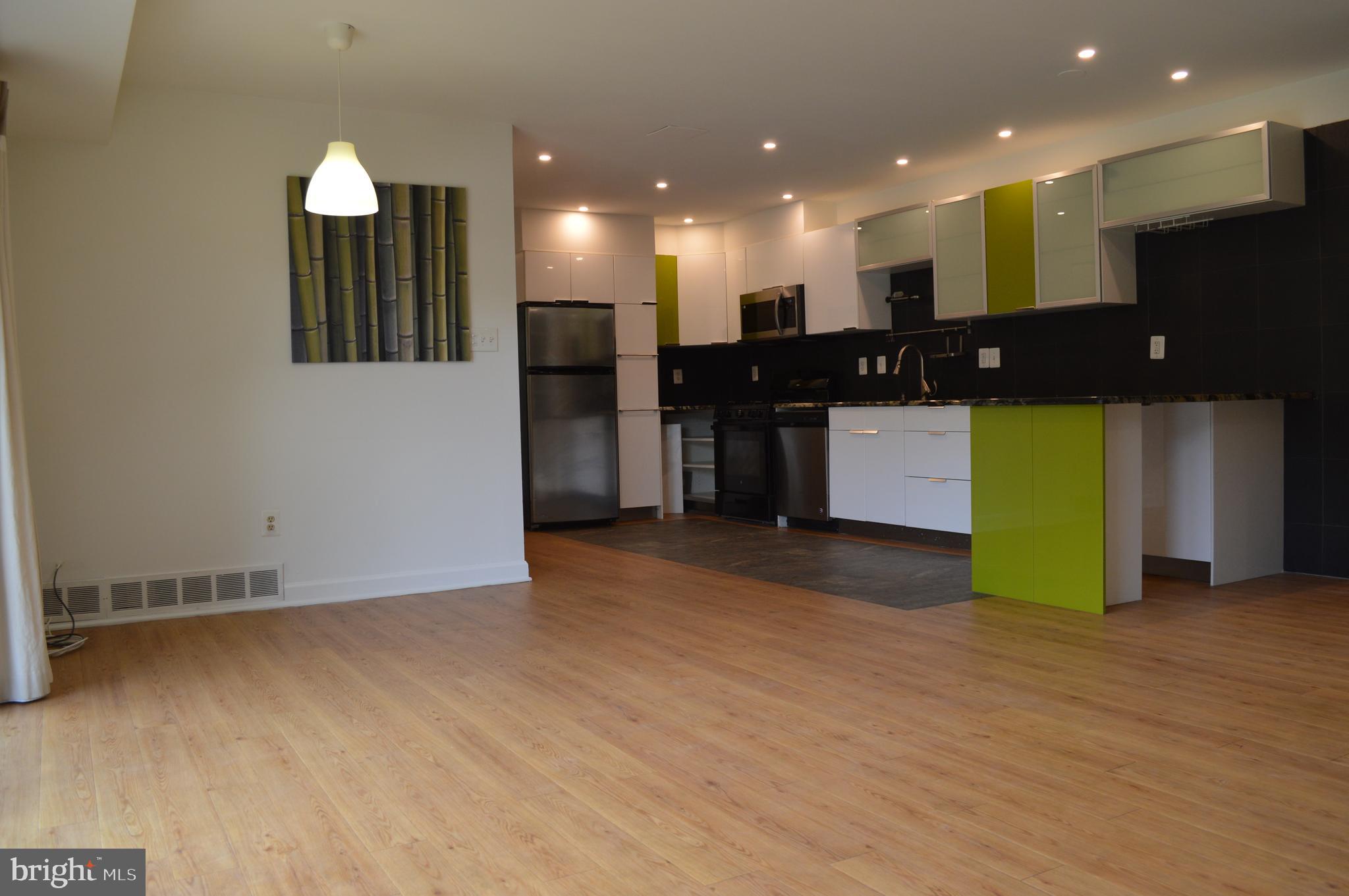 MOSBY WOODS GARDEN - Residential Lease