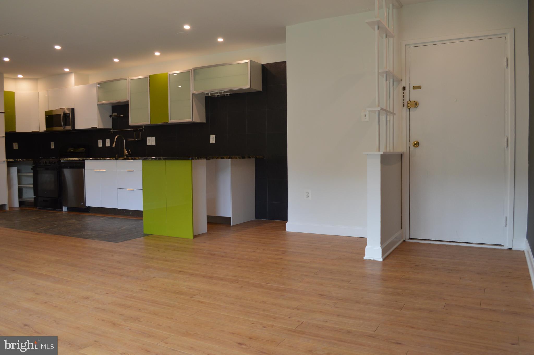 MOSBY WOODS GARDEN - Residential Lease