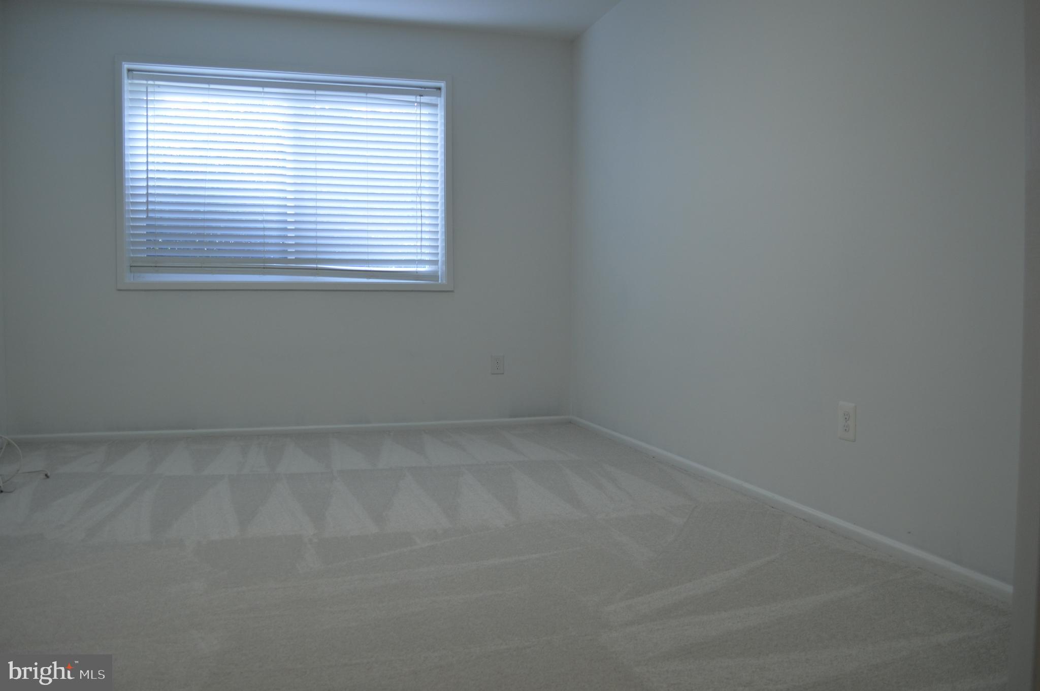 MOSBY WOODS GARDEN - Residential Lease