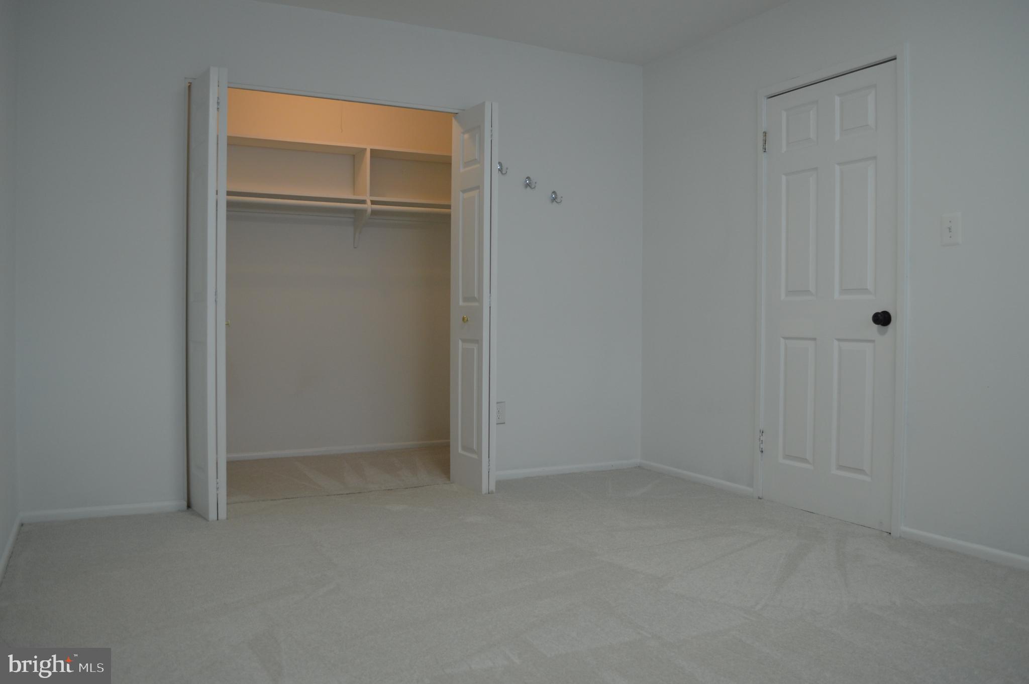 MOSBY WOODS GARDEN - Residential Lease