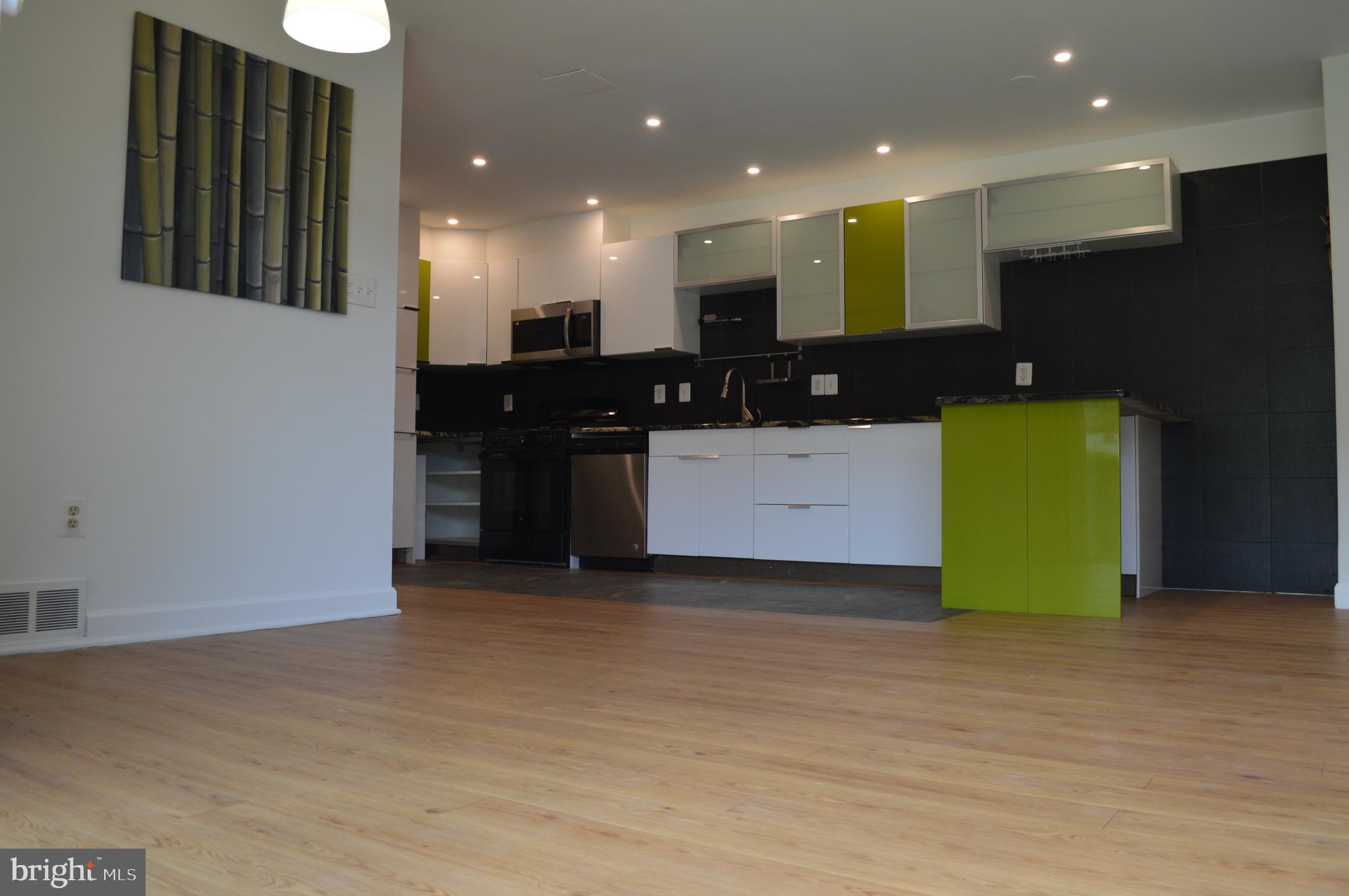 MOSBY WOODS GARDEN - Residential Lease