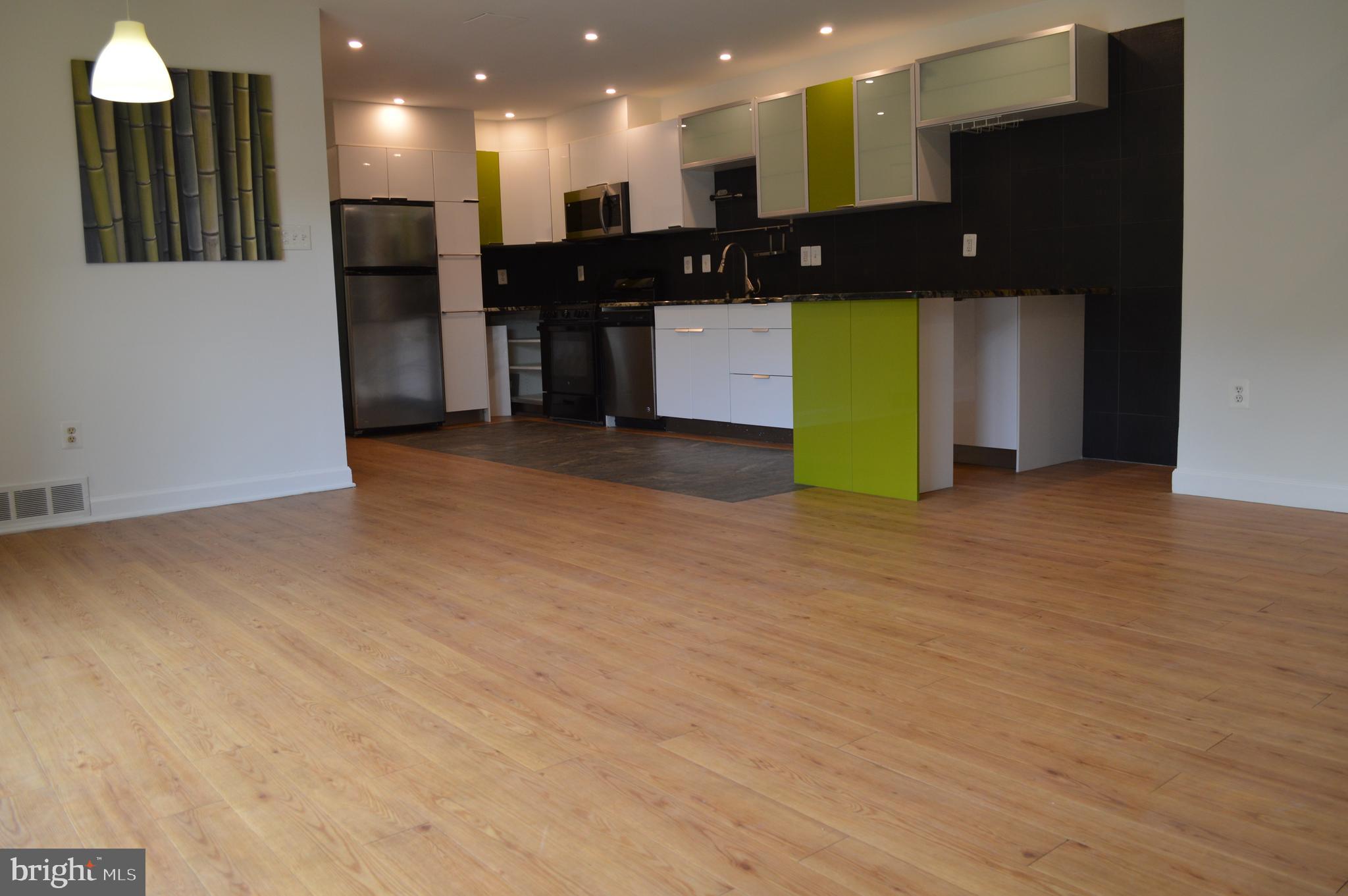 MOSBY WOODS GARDEN - Residential Lease