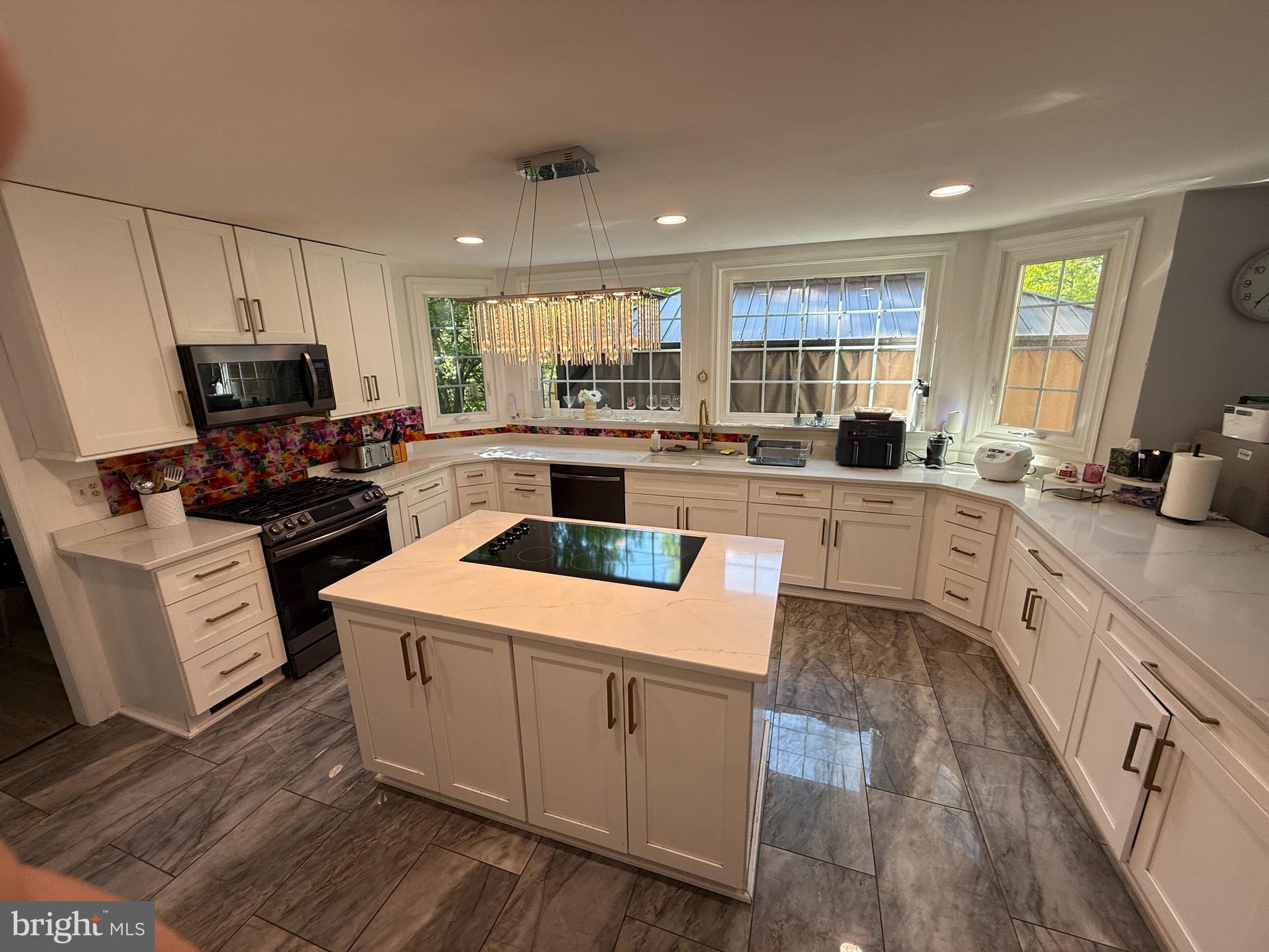 CROSSPOINTE - Residential