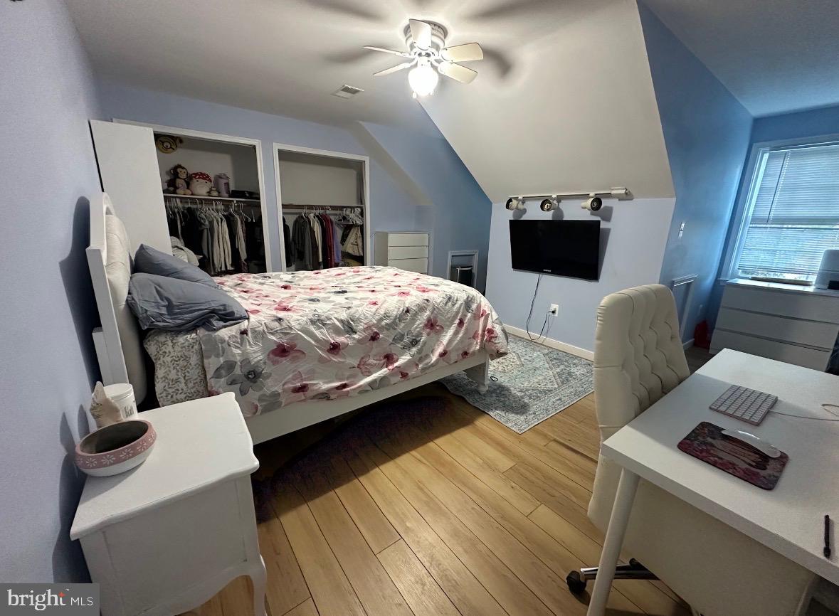 CROSSPOINTE - Residential