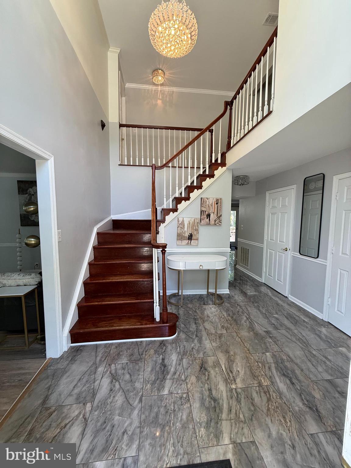 CROSSPOINTE - Residential