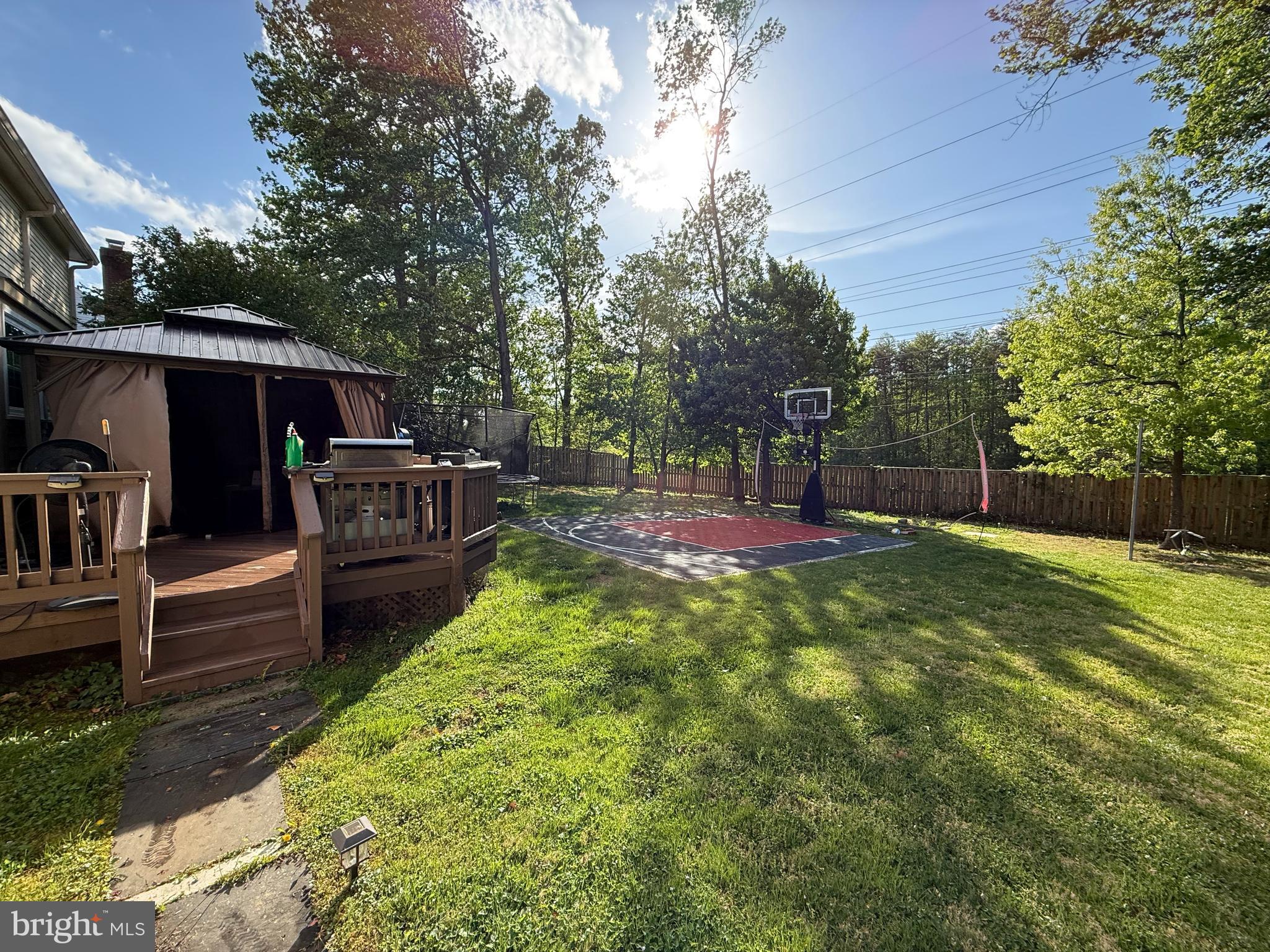 CROSSPOINTE - Residential