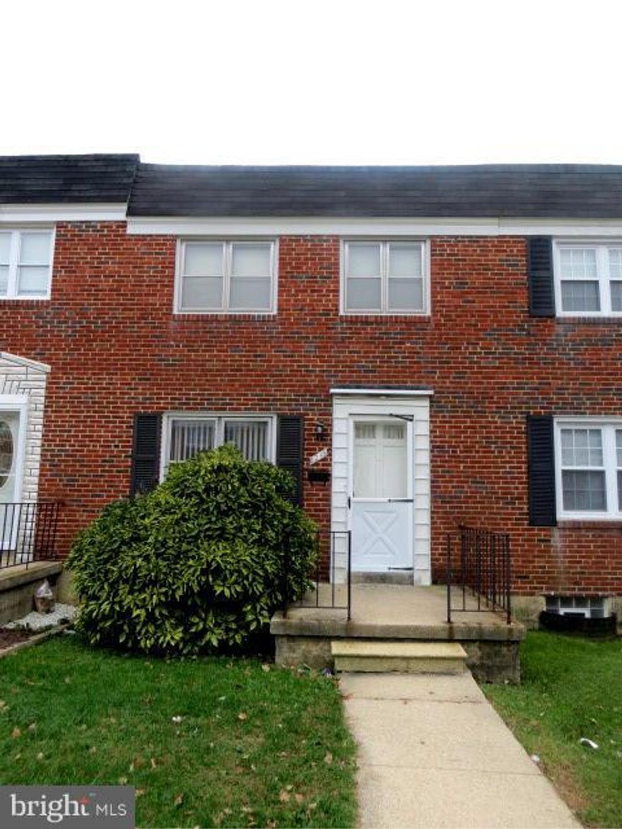 Multiple offers.  Seller is requesting H & B by 11 am...12/3/15.  Property is being sold "as is".  Purchaser to verify real estate taxes/HOA/ground rent - seller will not redeem ground rent.  Buyer pays all transfer/docs/recordation @ settlement.  Property needs complete rehab, but has great potential.  Cash or 203k offers only.  Use Blue Link for showing instructions.