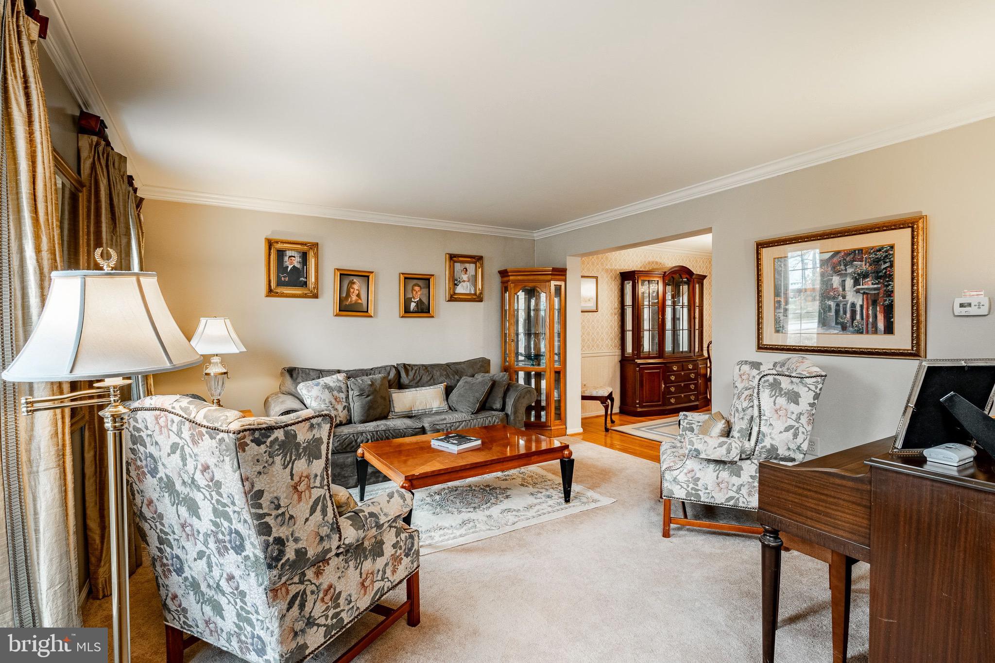 REGENCY KNOLL - Residential