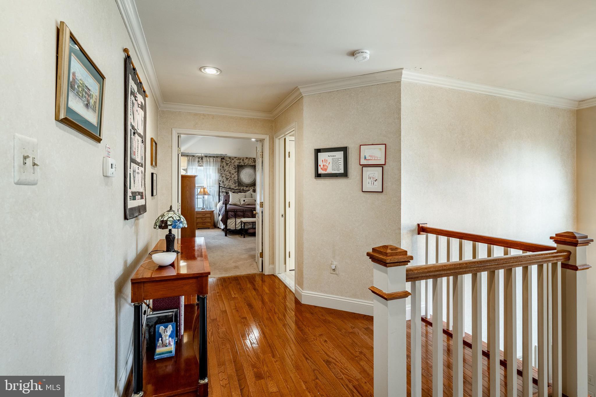 REGENCY KNOLL - Residential