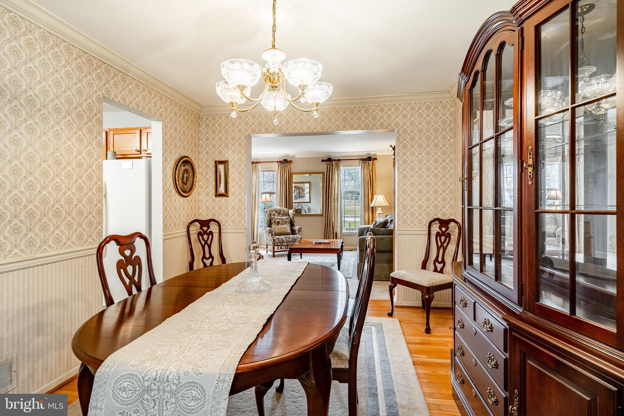 REGENCY KNOLL - Residential