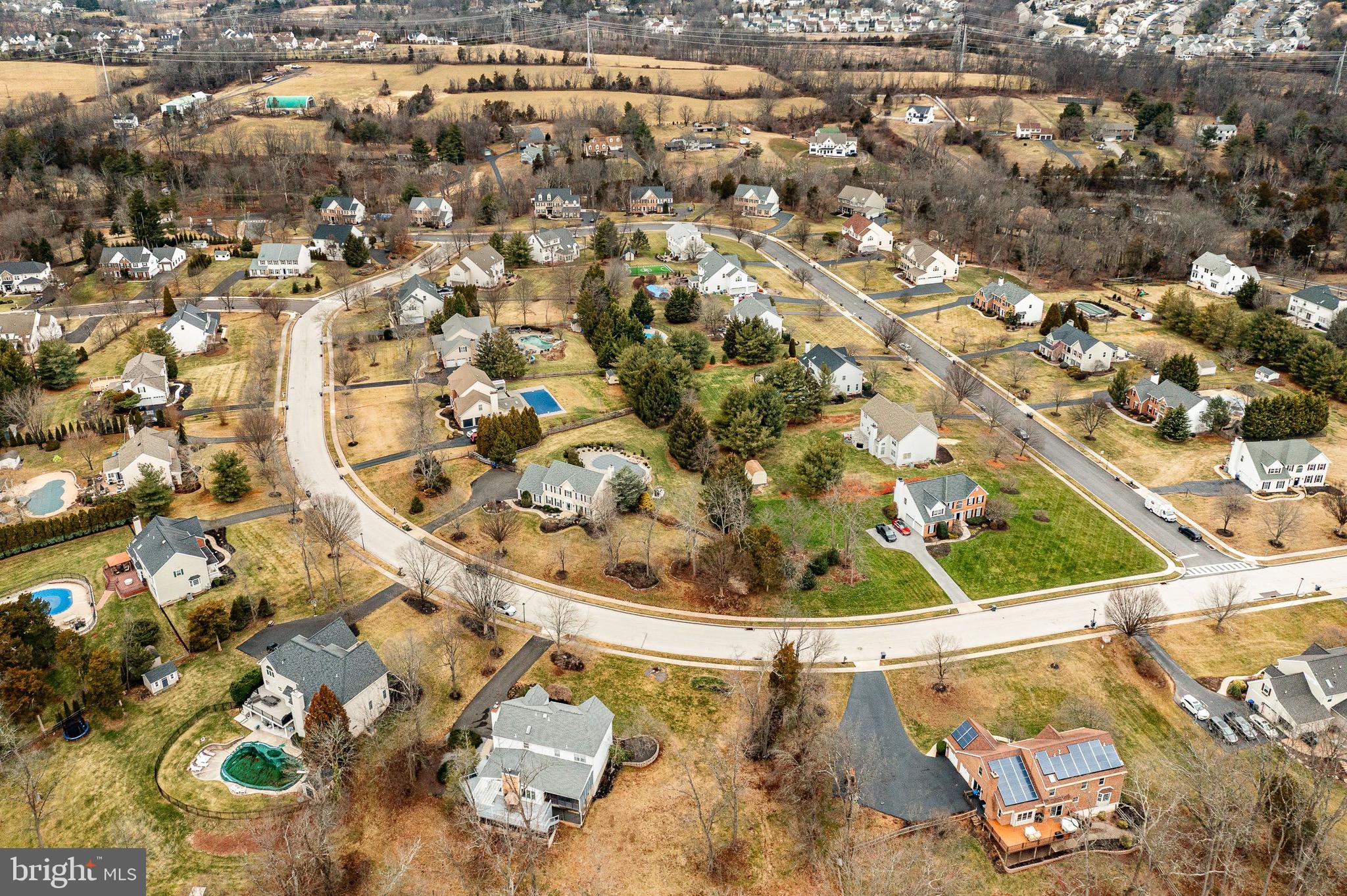 REGENCY KNOLL - Residential