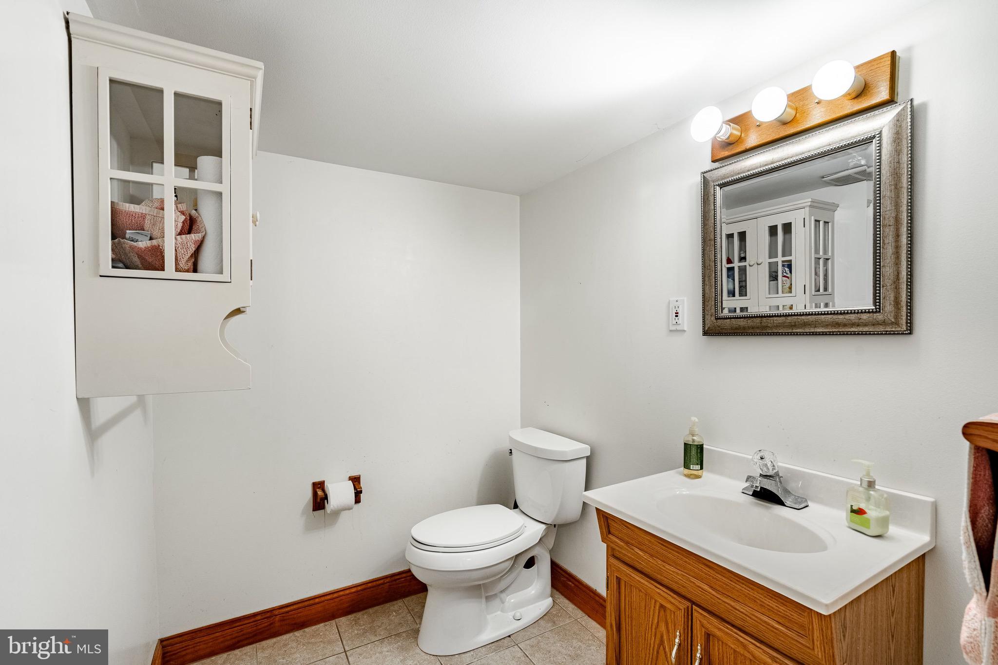 REGENCY KNOLL - Residential