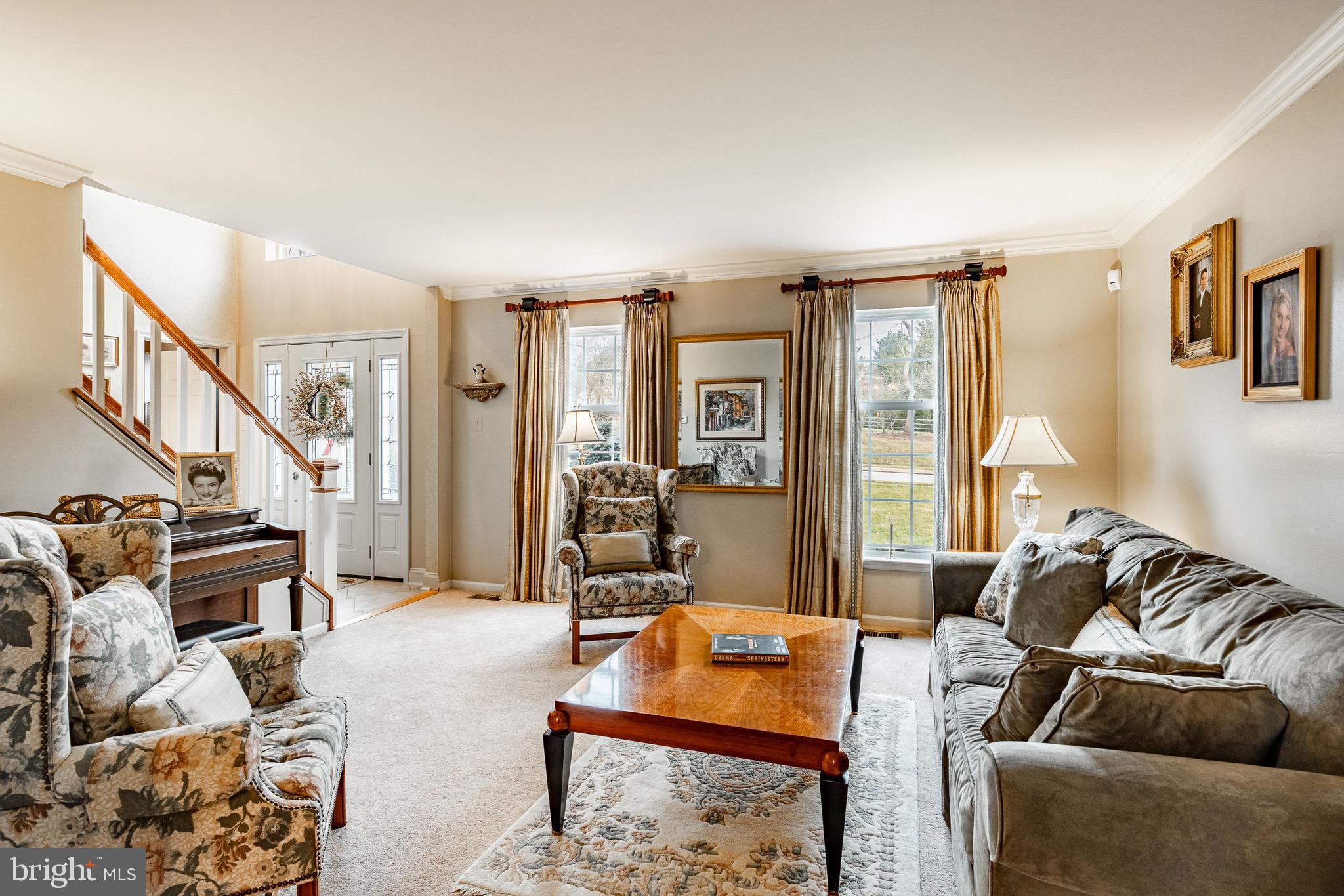 REGENCY KNOLL - Residential