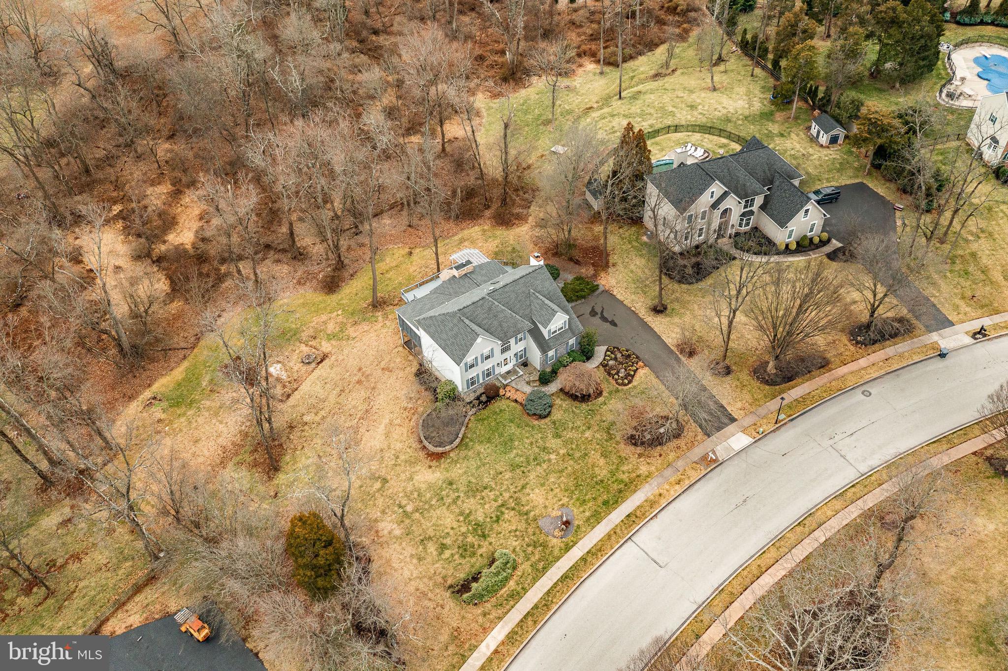 REGENCY KNOLL - Residential