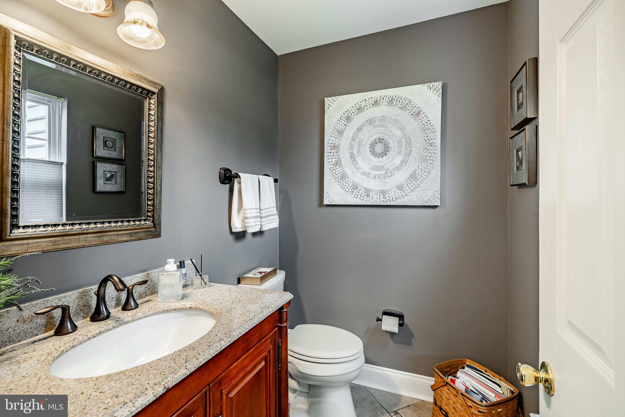 REGENCY KNOLL - Residential