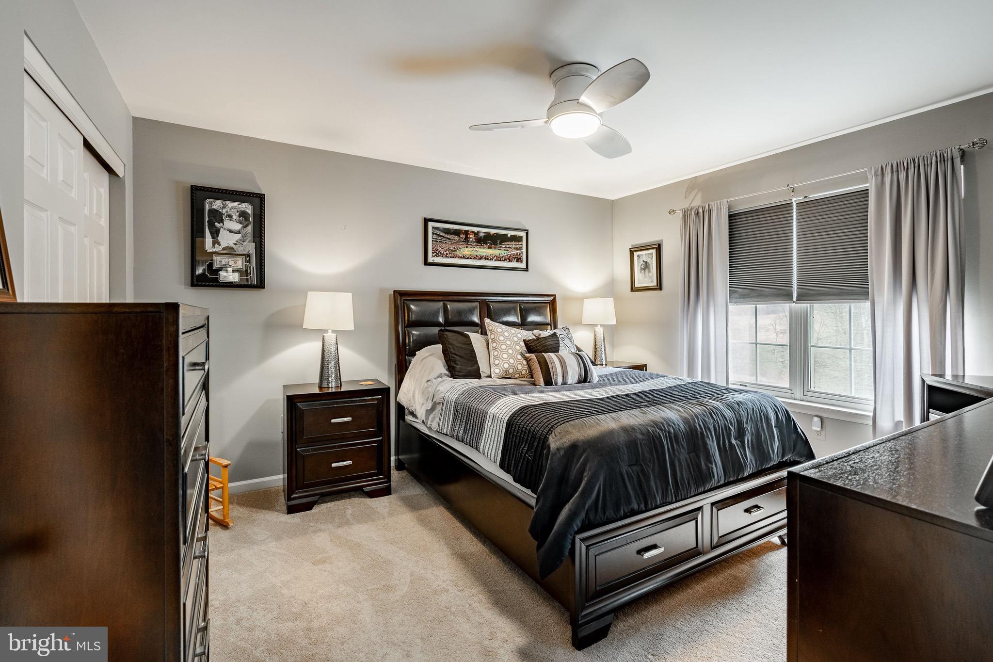 REGENCY KNOLL - Residential