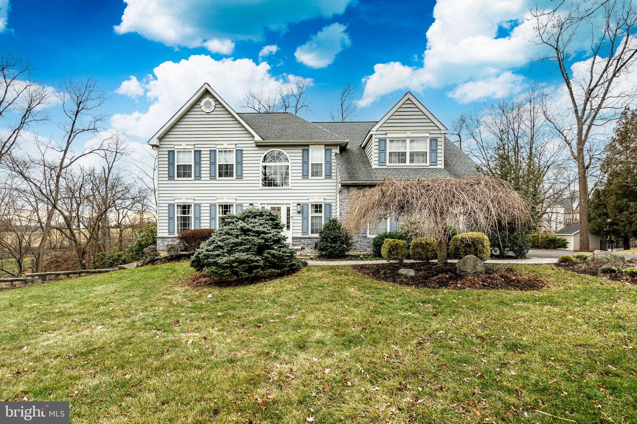 REGENCY KNOLL - Residential