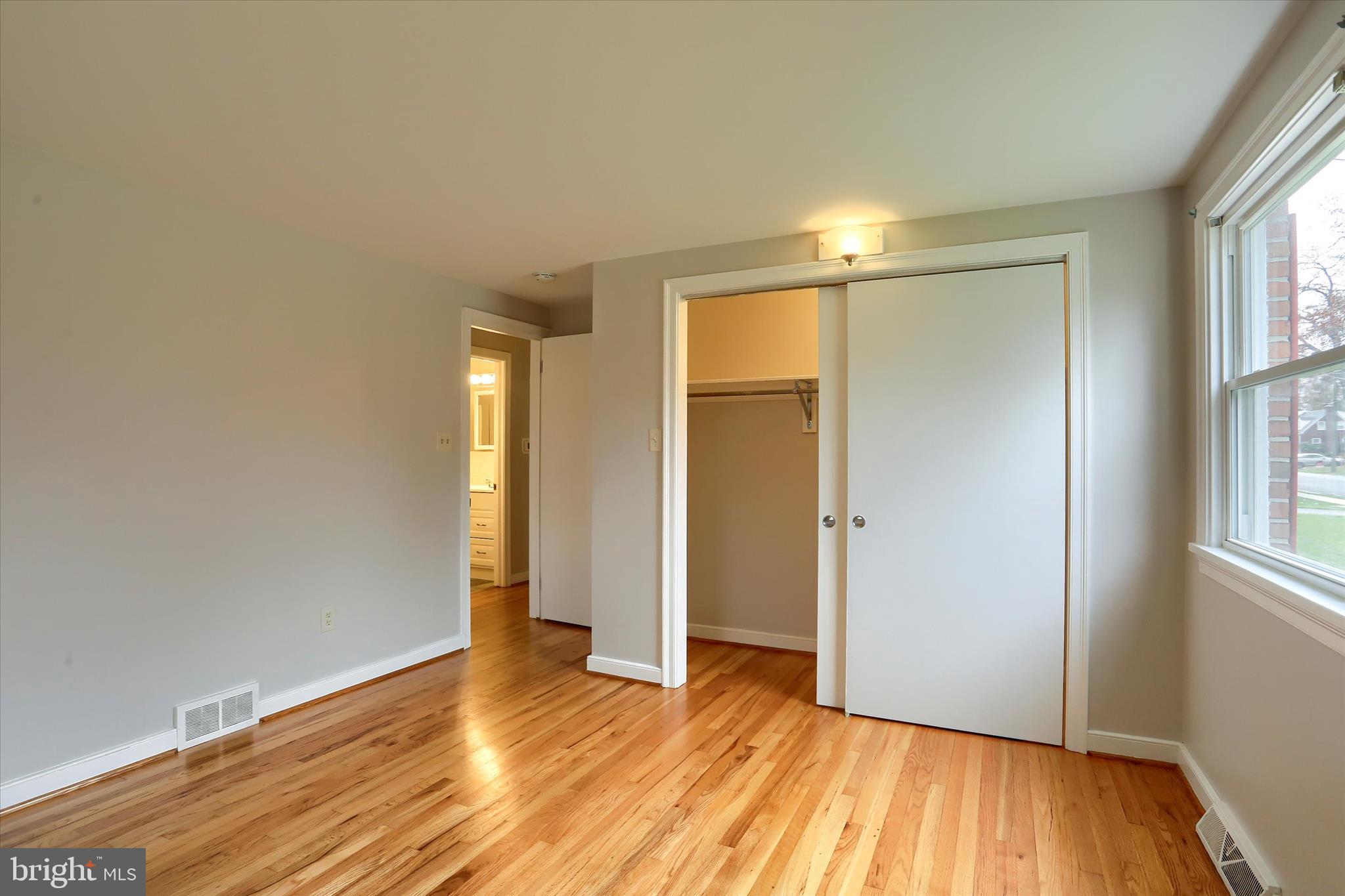 1515 ESBENSHADE ROAD