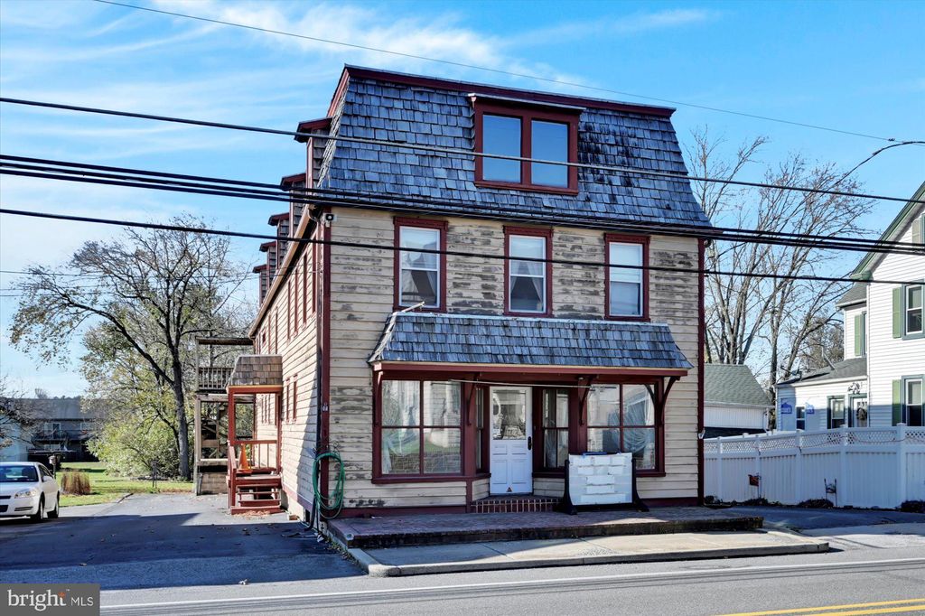 Photo of 1261 READING RD, DENVER, PA 17517 (MLS # PALA2027984)