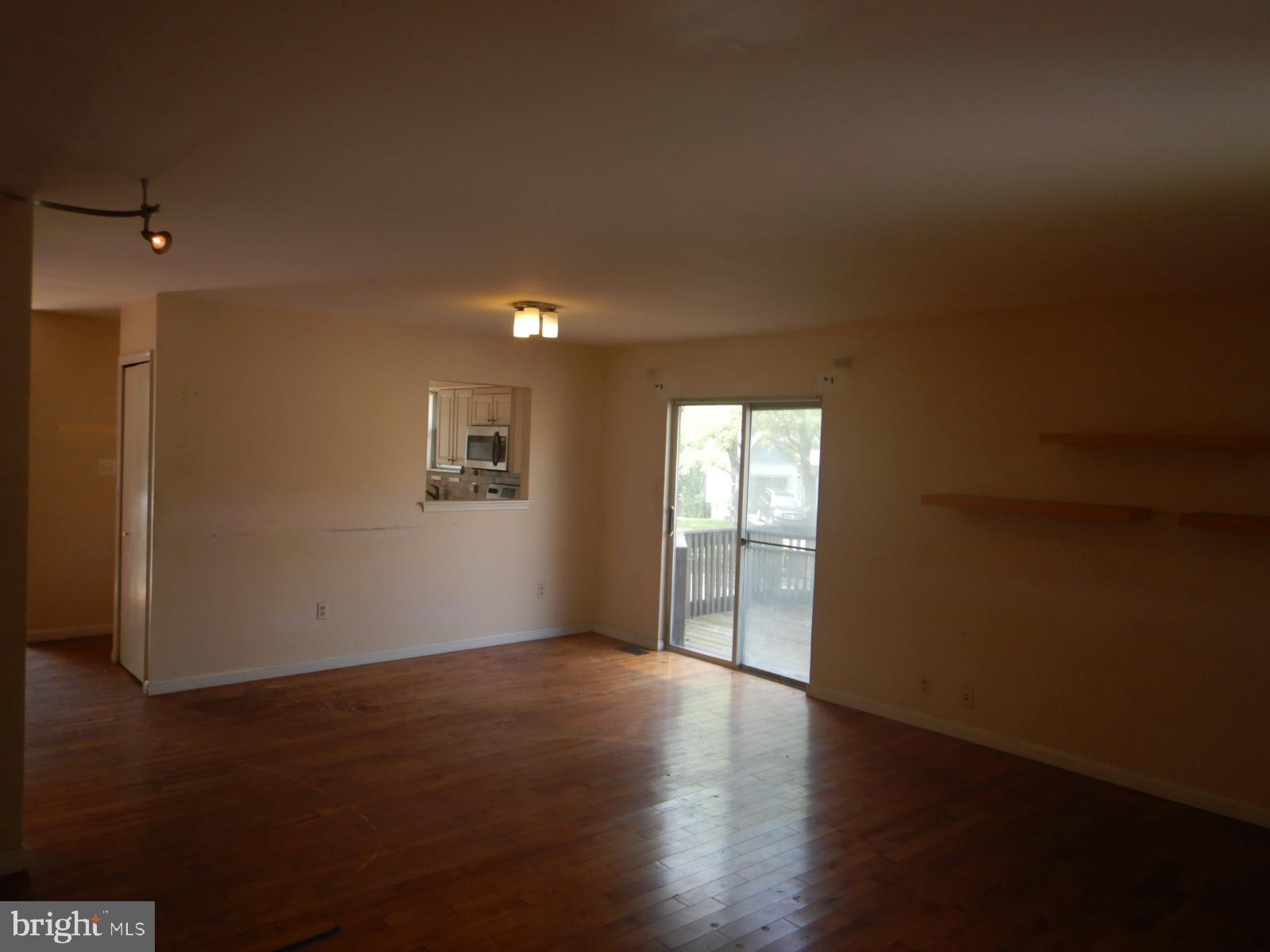 CARRIAGE HILL - Residential