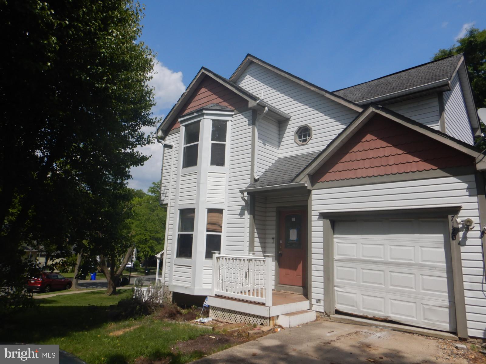 CARRIAGE HILL - Residential