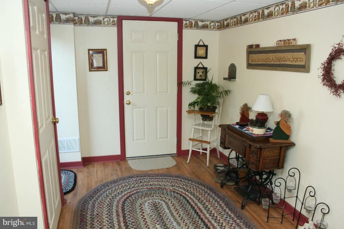 MILLERSVILLE - Residential