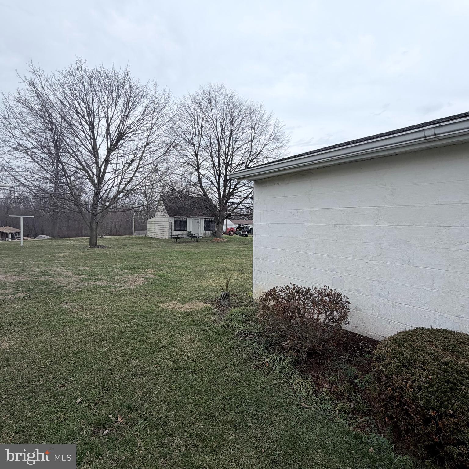 1077 PAPER MILL ROAD