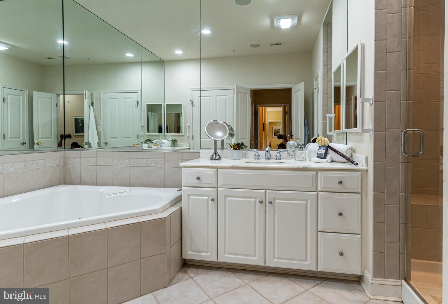 STRATHMORE PARK - Residential