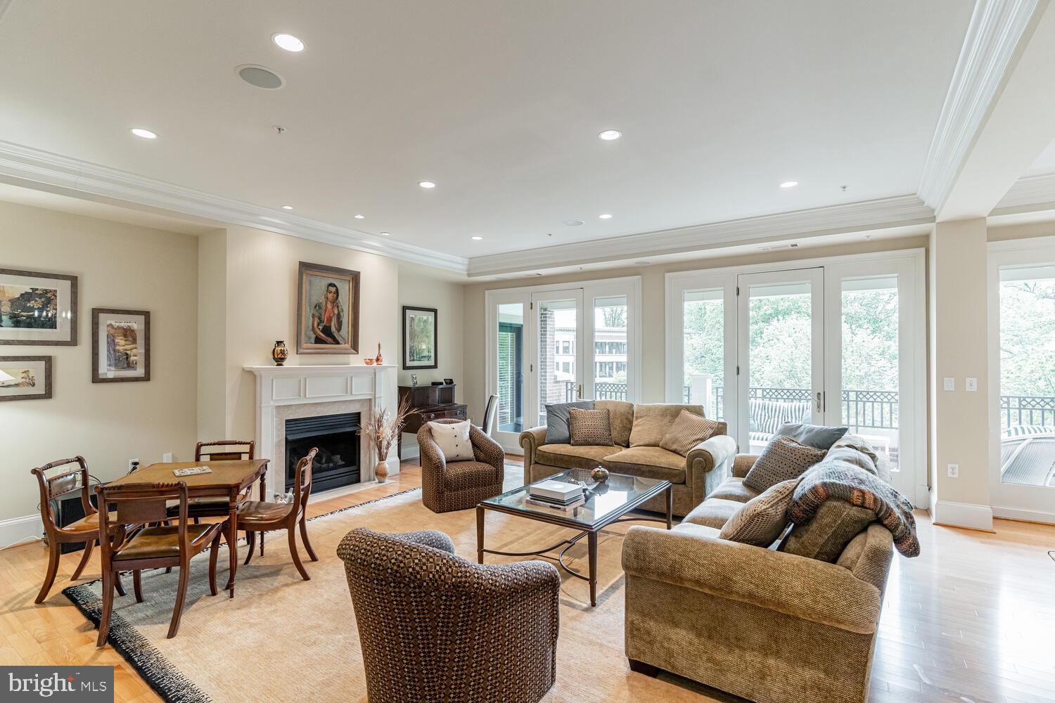 STRATHMORE PARK - Residential