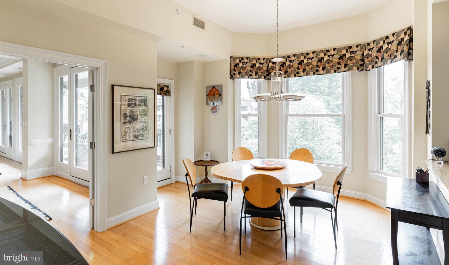 STRATHMORE PARK - Residential