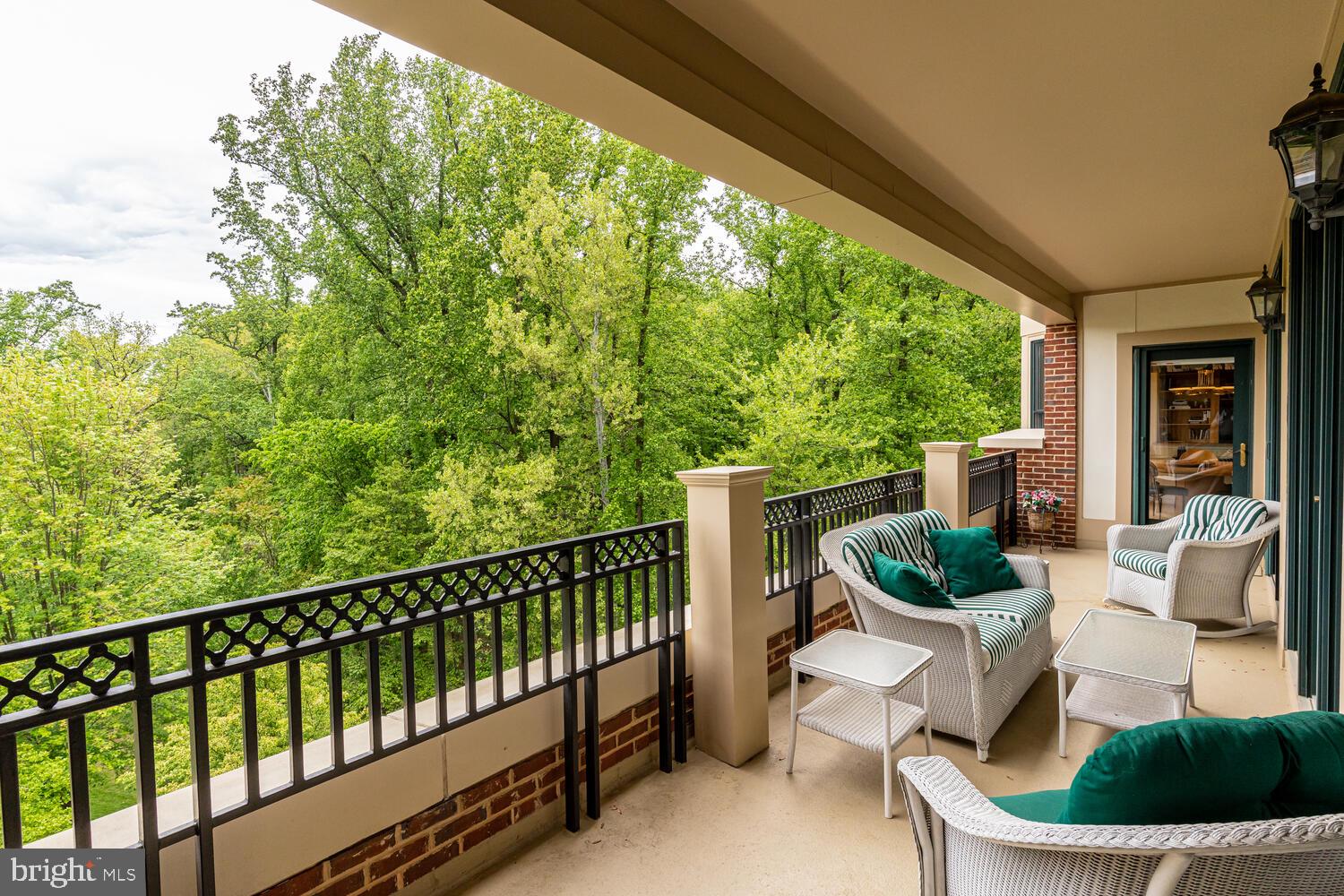 STRATHMORE PARK - Residential