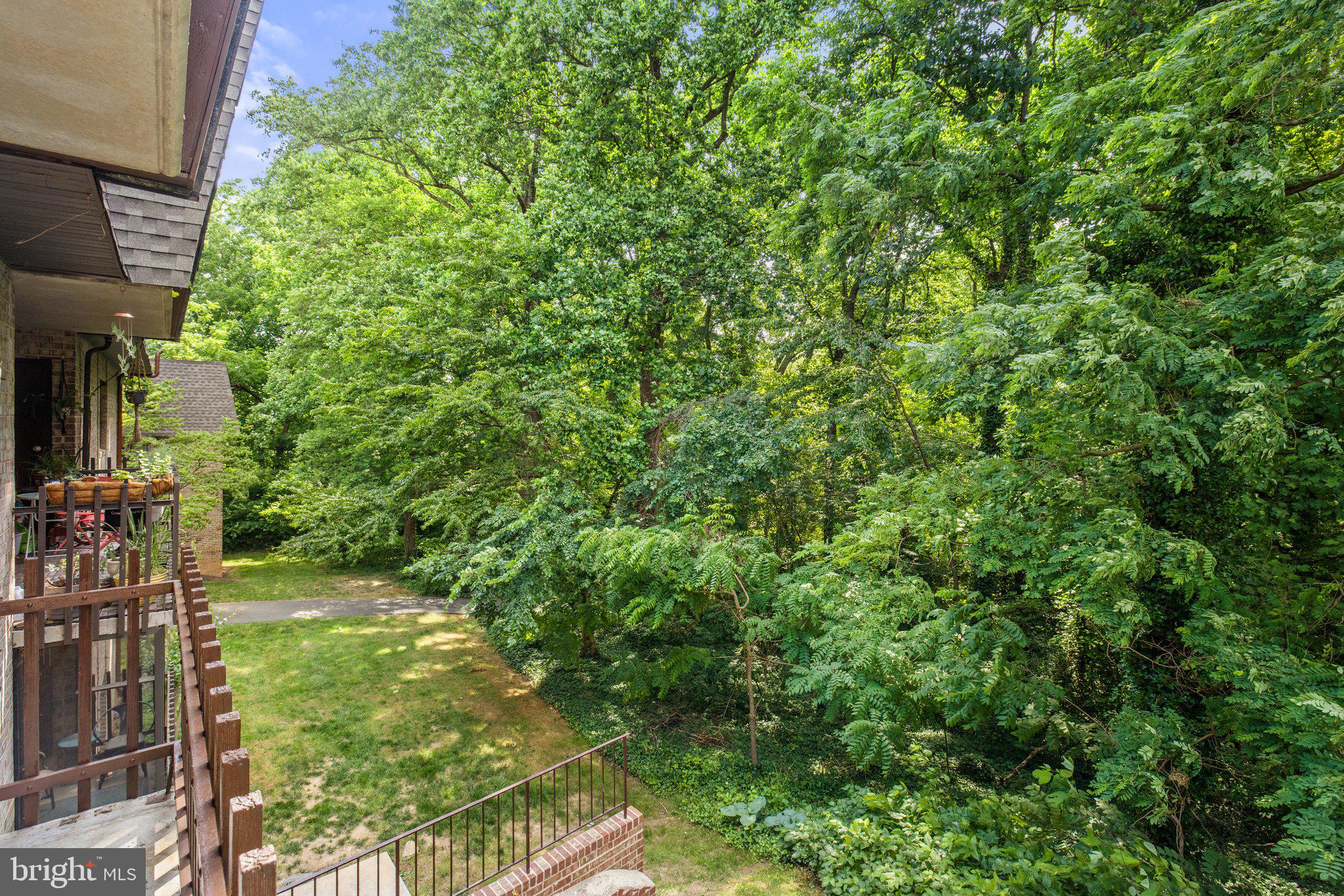 VANTAGE HILL - Residential