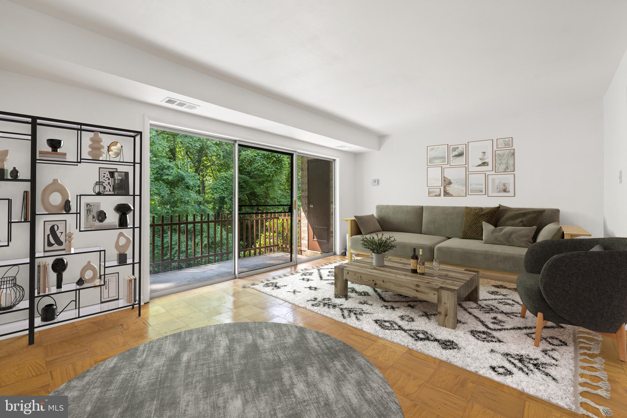 VANTAGE HILL - Residential