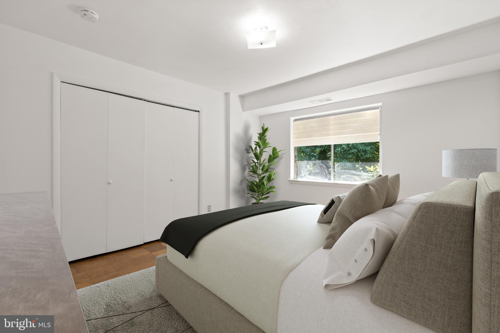 VANTAGE HILL - Residential