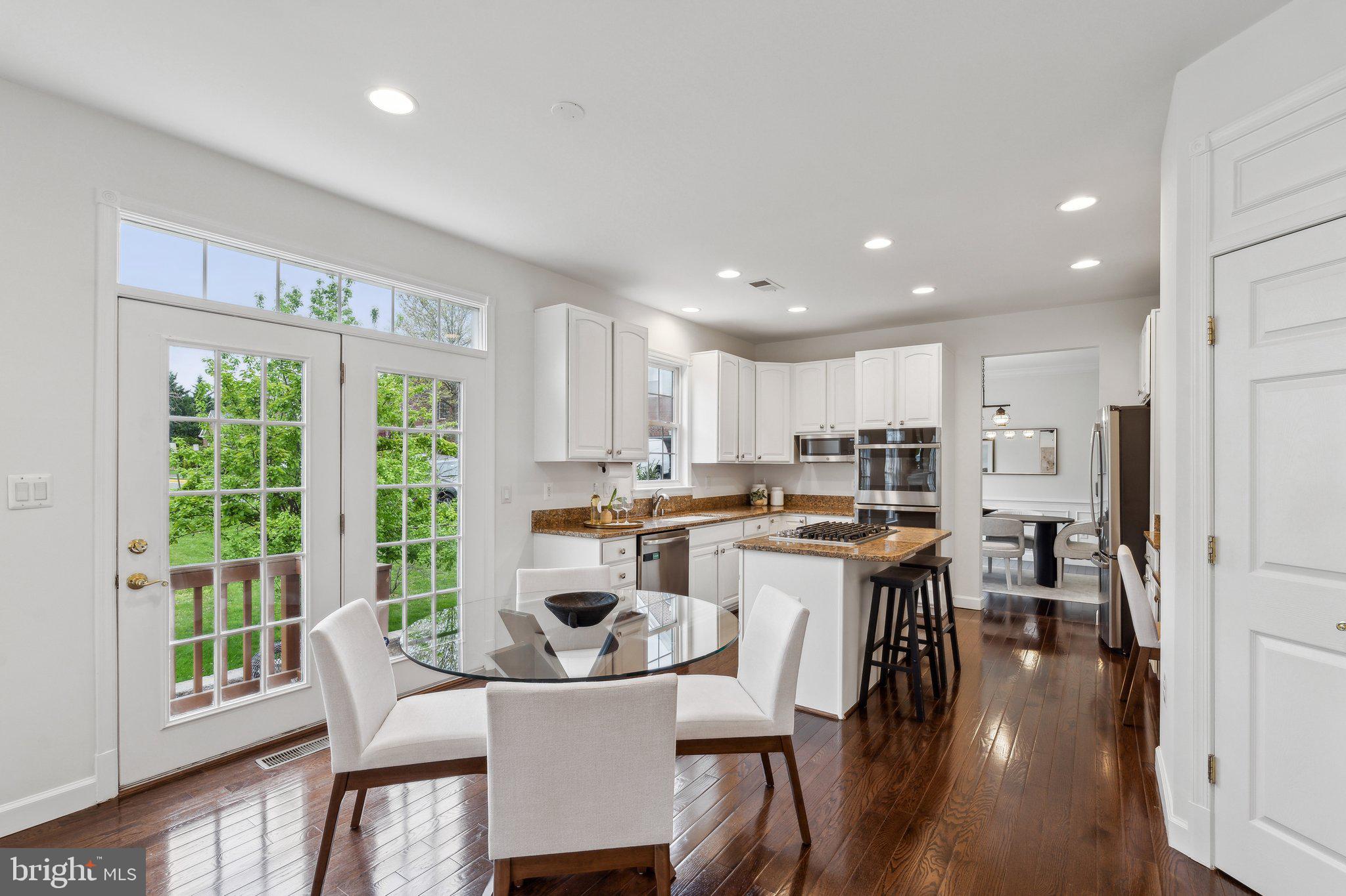 CHANTILLY GREEN - Residential