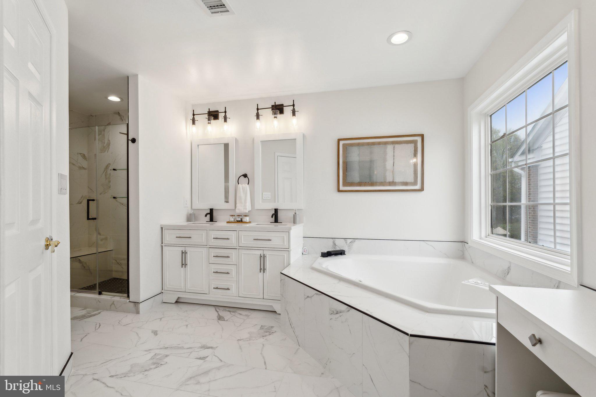 CHANTILLY GREEN - Residential