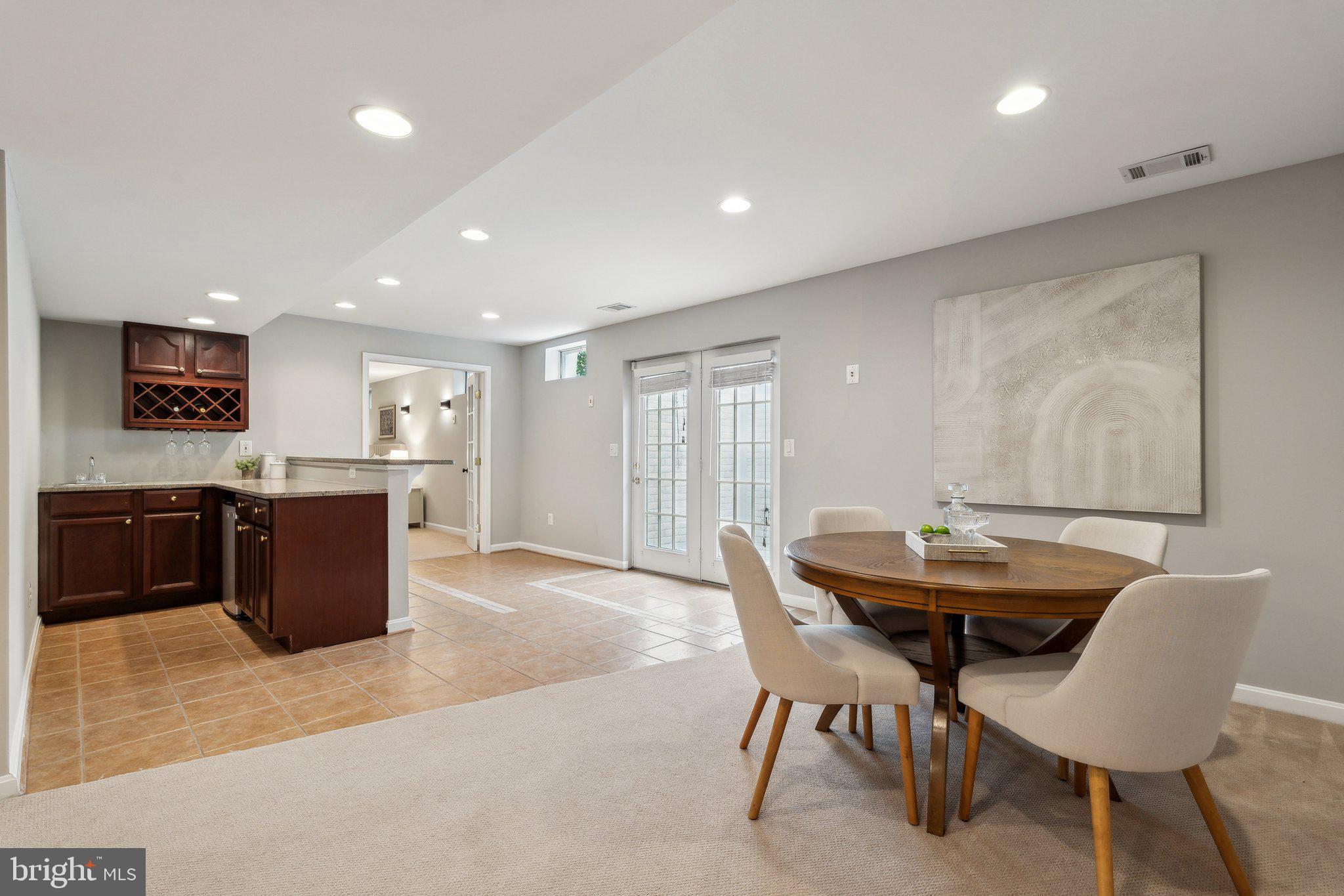 CHANTILLY GREEN - Residential