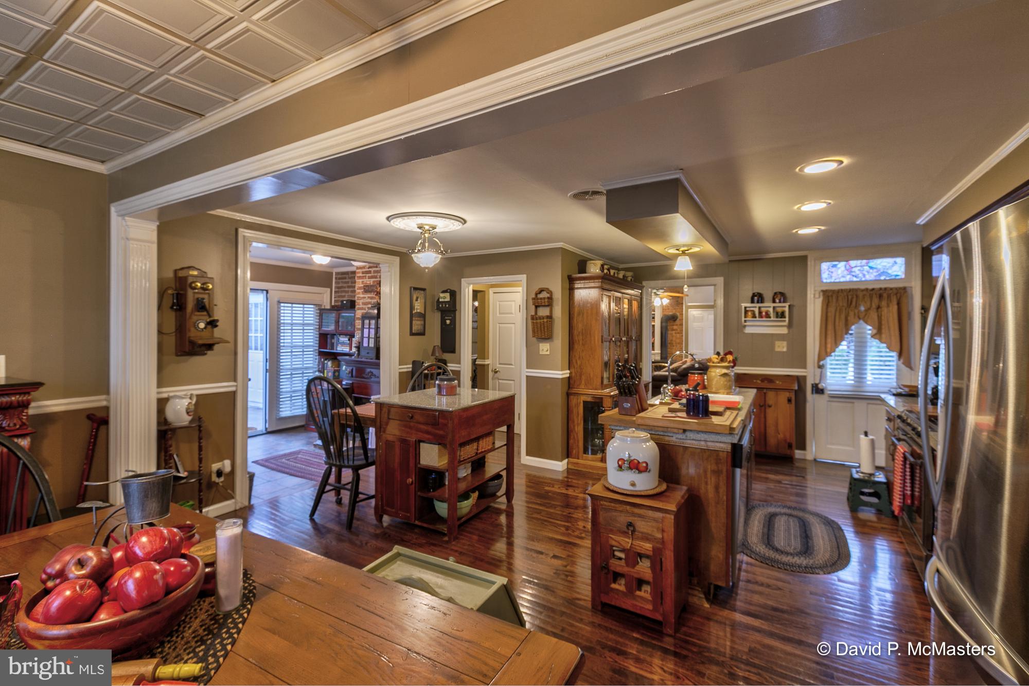 PIKEVIEW ACRES - Residential