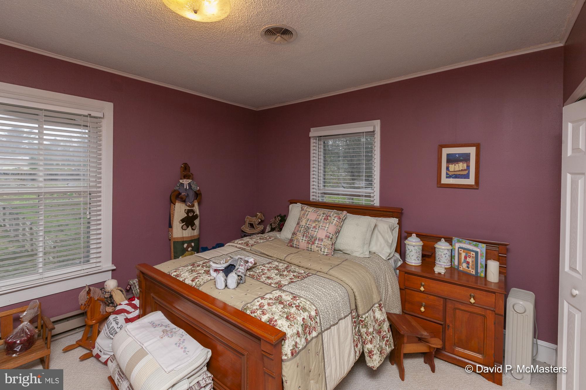 PIKEVIEW ACRES - Residential