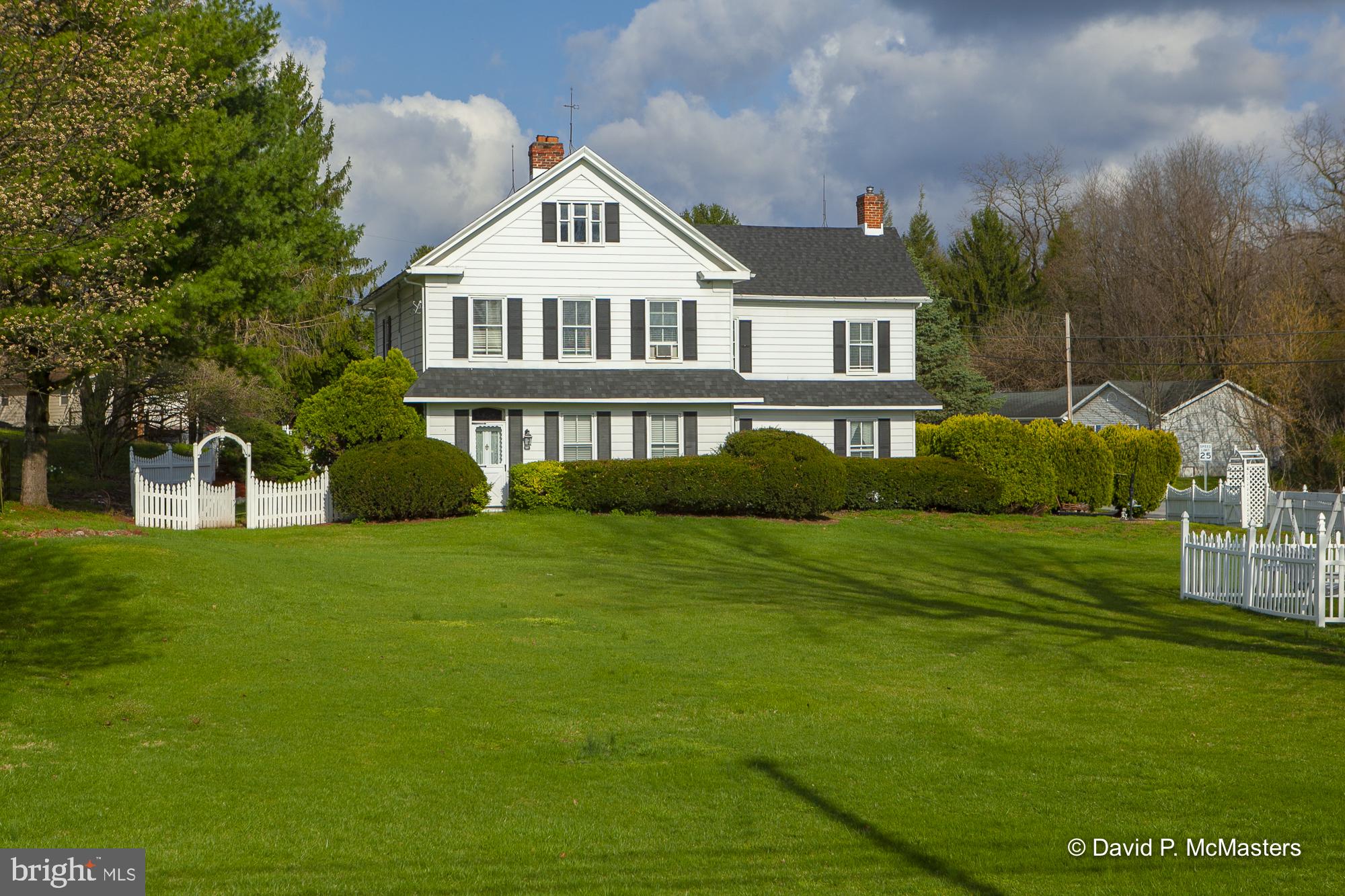 PIKEVIEW ACRES - Residential